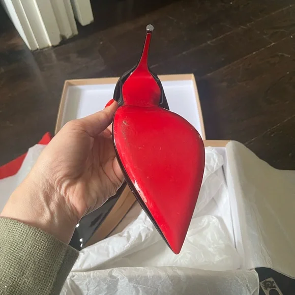 Louboutin Pigalle Follies - Picture 2 of 10